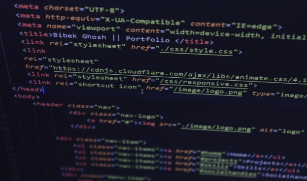 How the Right Website Strategy Helps Businesses Stay Ahead in a Competitive Market